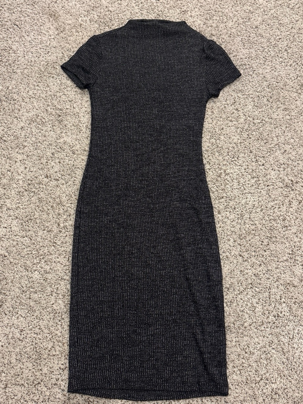 Charlotte Russe Charcoal Ribbed Short-Sleeve Midi Dress